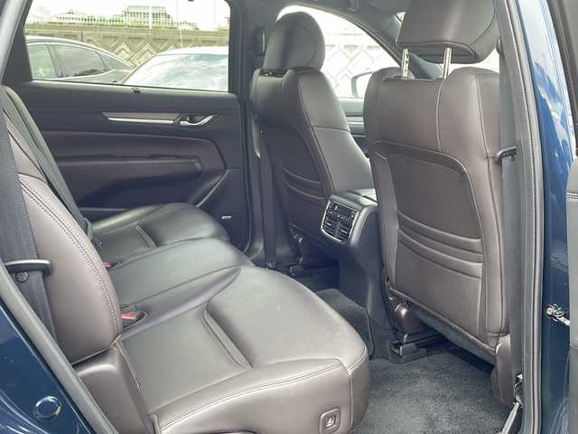マツダ ＣＸ－８ XD Lパッケージ 大阪府 2020(令2)年 2.2万km ディープクリスタルブルーマイカ 衝突被害軽減システム　/BOSEサウンド　/純正ナビ　/フルセグTV　/Bluetooth　/DVD/CD　/全方位カメラ　/レザーシート　/前席パワーシート/前席，２列目シートヒーター　/前席エアーシート　/レーダークルーズコントロール/トランクオープナーボタン/ステアリングヒーター/LEDヘッドライト/ETC/スマートキー/プッシュスタート