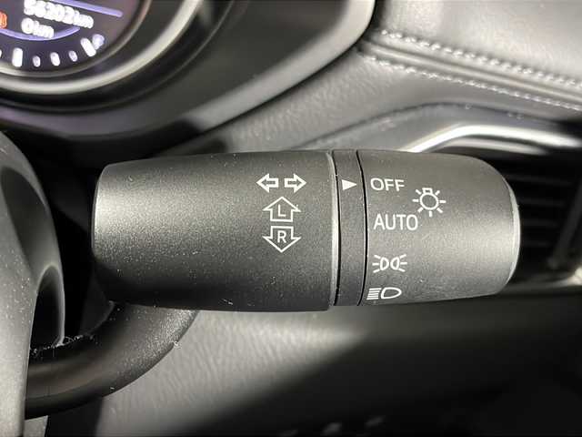 マツダ ＣＸ－８ XD プロアクティブ 福岡県 2018(平30)年 5.7万km スノーフレイクホワイトパールマイカ 禁煙車/純正メモリナビ/・CD/DVD/BT/フルセグTV/・バックモニター/i ACTIVSENSE/パワーシート(D)/シートヒーター(D/N）/革巻きステアリング/・ステアリングリモコン/・ステアリングヒーター/オートブレーキホールド/ドライブレコーダー前後/ETC/オートライト/・LEDヘッドライト/・フォグランプ