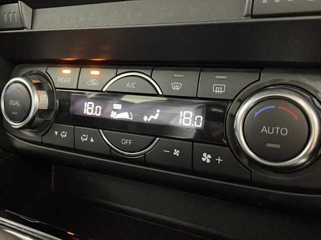 マツダ ＣＸ－８ XD プロアクティブ 福岡県 2018(平30)年 5.7万km スノーフレイクホワイトパールマイカ 禁煙車/純正メモリナビ/・CD/DVD/BT/フルセグTV/・バックモニター/i ACTIVSENSE/パワーシート(D)/シートヒーター(D/N）/革巻きステアリング/・ステアリングリモコン/・ステアリングヒーター/オートブレーキホールド/ドライブレコーダー前後/ETC/オートライト/・LEDヘッドライト/・フォグランプ