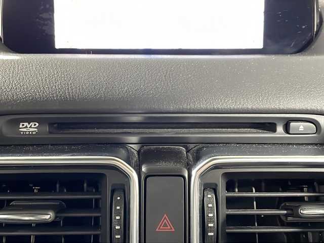 マツダ ＣＸ－８ XD プロアクティブ 福岡県 2018(平30)年 5.7万km スノーフレイクホワイトパールマイカ 禁煙車/純正メモリナビ/・CD/DVD/BT/フルセグTV/・バックモニター/i ACTIVSENSE/パワーシート(D)/シートヒーター(D/N）/革巻きステアリング/・ステアリングリモコン/・ステアリングヒーター/オートブレーキホールド/ドライブレコーダー前後/ETC/オートライト/・LEDヘッドライト/・フォグランプ