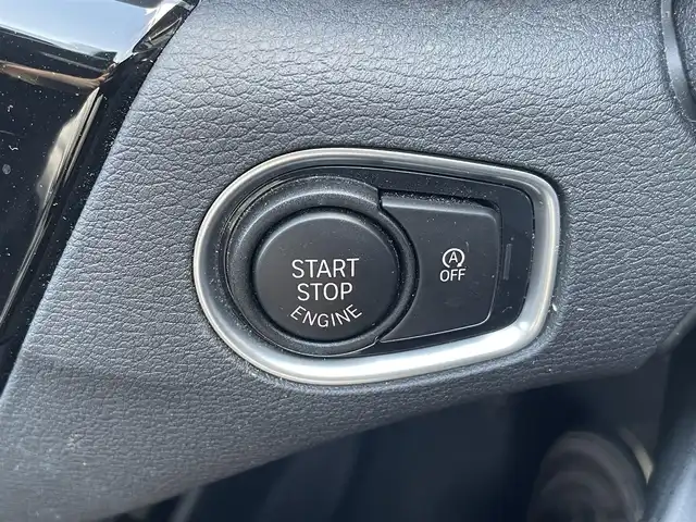 ＢＭＷ Ｘ１ 熊本県 2016(平28)年 0.9万km アルピンホワイトⅢ 純正ナビ/・AM/FM/BT/USB/CD/DVD/バックカメラ/アイドリングストップ/クルーズコントロール/オートマチックハイビーム/前後コーナーセンサー/革巻きステアリング/・ステアリングリモコン/オートライト/・LEDライト/・フォグランプ/ミラー一体型ETC/電動格納ミラー/・ウィンカーミラー/電動リアゲート/電動サイドブレーキ/・ホールドボタン/スマートキー/・スペアキー