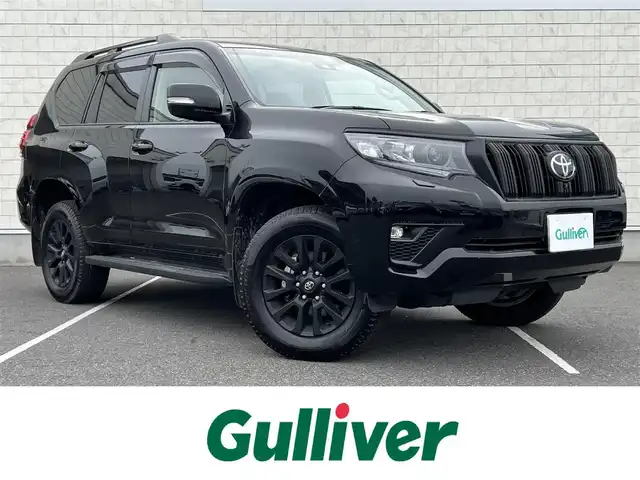 トヨタ ランドクルーザー プラド TX Lパッケージ マットブラED 栃木県 2022(令4)年 0.6万km ブラック ワンオーナー /禁煙車/サンルーフ/純正メモリナビ（BT/HDMI）/全方位カメラ/ルーフレール /セーフティセンス/・プリクラッシュセーフティ/・レーンディパーチャーアラート/・ダプティブハイビームシステム/・レーダークルーズコントロール/・オートマチックハイビーム/・クリアランスソナー/LEDオートライト/オートライト/フォグランプ/レザーシート/シートヒーター/エアシート/パワーシート/純正18インチアルミホイール/スマートキー/ビルトインETC2.0/保証書/取扱説明書