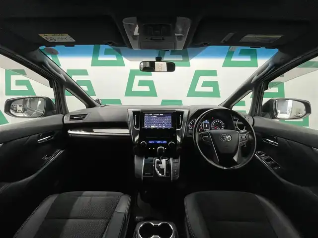 トヨタ ヴェルファイア Z Aエディション ゴールデンアイズ 鹿児島県 2016(平28)年 3.2万km バーニングブラッククリスタルシャインガラスフレーク 禁煙車/Wサンルーフ/純正９インチメモリナビ/・CD/DVD/BT/フルセグTV/・バックモニター/レーダークルーズコントロール/両側パワースライドドア/パワーバックドア/コーナーセンサー/ハーフレザーシート/ETC2.0/ウッドコンビハンドル/・ステアリングリモコン/ブレーキホールド/キセノンライト/・オートライト/・フォグランプ
