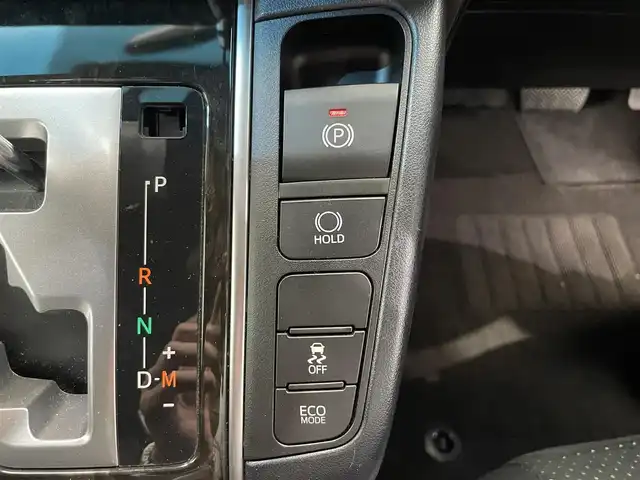 トヨタ ヴェルファイア Z Aエディション ゴールデンアイズ 鹿児島県 2016(平28)年 3.2万km バーニングブラッククリスタルシャインガラスフレーク 禁煙車/Wサンルーフ/純正９インチメモリナビ/・CD/DVD/BT/フルセグTV/・バックモニター/レーダークルーズコントロール/両側パワースライドドア/パワーバックドア/コーナーセンサー/ハーフレザーシート/ETC2.0/ウッドコンビハンドル/・ステアリングリモコン/ブレーキホールド/キセノンライト/・オートライト/・フォグランプ