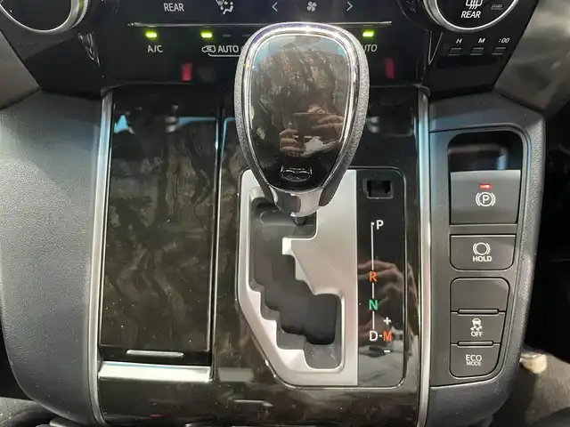 トヨタ ヴェルファイア Z Aエディション ゴールデンアイズ 鹿児島県 2016(平28)年 3.2万km バーニングブラッククリスタルシャインガラスフレーク 禁煙車/Wサンルーフ/純正９インチメモリナビ/・CD/DVD/BT/フルセグTV/・バックモニター/レーダークルーズコントロール/両側パワースライドドア/パワーバックドア/コーナーセンサー/ハーフレザーシート/ETC2.0/ウッドコンビハンドル/・ステアリングリモコン/ブレーキホールド/キセノンライト/・オートライト/・フォグランプ