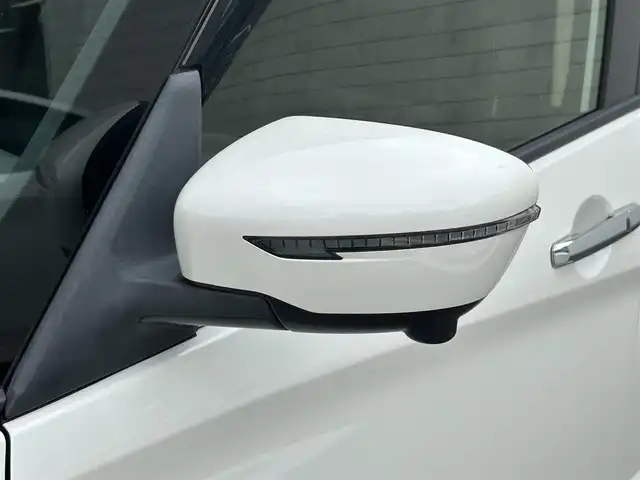 日産 セレナ ハイウェイスター V 福岡県 2020(令2)年 6.8万km ブリリアントホワイトパール 純正9型SDナビ(フルセグTV/CD/DVD/BT)全方位モニタ後席モニタエマージェンシーブレーキコーナーセンサー両側電動パワスラクルコンドラレコETCHDMI純正フロアマット純正LEDヘッドライト純正アルミホイールプッシュスタートスマートキースペアキー