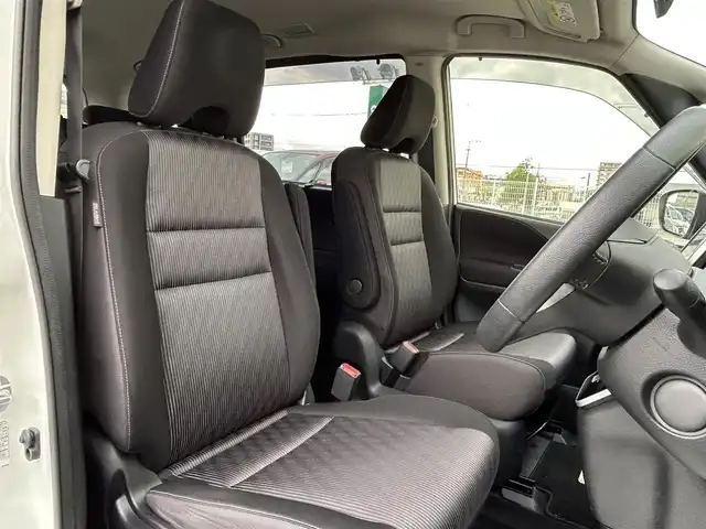 日産 セレナ ハイウェイスター V 福岡県 2020(令2)年 6.8万km ブリリアントホワイトパール 純正9型SDナビ(フルセグTV/CD/DVD/BT)全方位モニタ後席モニタエマージェンシーブレーキコーナーセンサー両側電動パワスラクルコンドラレコETCHDMI純正フロアマット純正LEDヘッドライト純正アルミホイールプッシュスタートスマートキースペアキー