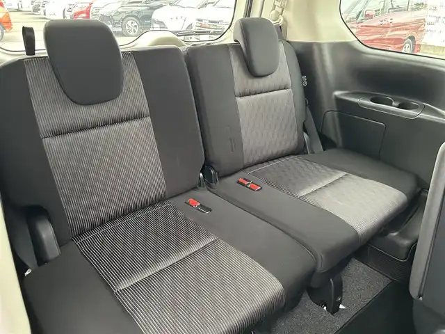 日産 セレナ ハイウェイスター V 福岡県 2020(令2)年 6.8万km ブリリアントホワイトパール 純正9型SDナビ(フルセグTV/CD/DVD/BT)全方位モニタ後席モニタエマージェンシーブレーキコーナーセンサー両側電動パワスラクルコンドラレコETCHDMI純正フロアマット純正LEDヘッドライト純正アルミホイールプッシュスタートスマートキースペアキー