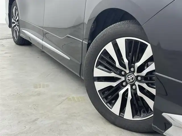 トヨタ アルファード S Cパッケージ 福岡県 2019(令1)年 6.9万km ブラック ツインムーンルーフ　/モデリスタエアロ　/後席モニター　/純正１０型ナビ／フルセグＴＶ　/バックカメラ　/ビルトインＥＴＣ２．０　/前後ドライブレコーダー　/トヨタセーフティセンス　/レーダークルーズコントロール　/コーナーセンサー　/衝突軽減ブレーキ　/レーンキープ　/アクセル踏み間違い防止　/シートメモリー付きパワーシート　/両側電動スライドドア　/パワーバックドア　/シートベンチレーション／ヒーター　/ステアリングヒーター　/３眼ＬＥＤヘッドライト　/純正１８インチアルミホイール