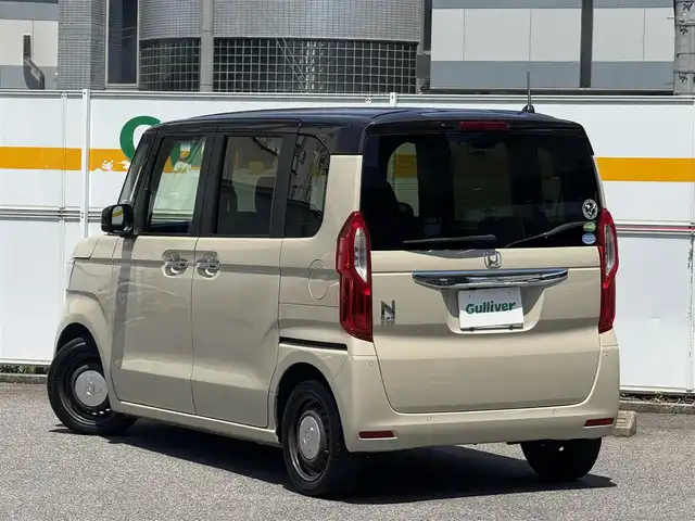 ホンダ Ｎ ＢＯＸ L 愛知県 2021(令3)年 2万km プレミアムアイボリーパールⅡ /禁煙車//ワンオーナー//コーディネートスタイル//ディープモカ・パールブラウンルーフ//ブラウン塗装ハーフホイールキャップ//アウタードアハンドルクロムメッキ//アレルクリーンプラスシート//シートヒーター//社外ナビ//フルセグ/Bluetooth/SD/CD/DVD/USB//バックカメラ//ETC//前後ドライブレコーダー//両側パワースライドドア//Honda SENSING//衝突軽減ブレーキ//誤発進抑制機能//後方誤発進抑制機能//歩行者事故低減ステアリング//路外逸脱抑制機能//アダプティブクルーズコントロール//レーンキープアシストシステム//オートハイビーム//パーキングセンサーシステム//先行車発進お知らせ機能//標識認識機能//フルLEDオートヘッドライト//充電用USBジャック×2//リアロールサンシェイド//シートバックテーブル//プッシュスタート//スペアスマートキー//VSC//ECON//オートリトラウィンカーミラー//チップアップシート//360° スーパーUV・IRカットパッケージ//ステアリングリモコン//チルトハンドル//社外フロアマット//シートリフター//保証書//取扱説明書//ナビ取扱説明書//点検整備記録簿R6.7