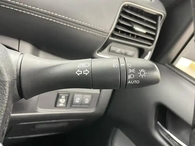 日産 セレナ ハイウェイスター Vセレクション 岡山県 2018(平30)年 7.8万km マルーンレッド 2トーン 純正9インチナビ MM517D-L/地デジ/BT/DVD/CD/HDMI/純正フリップダウンモニター/アラウンドビューモニター/プロパイロット /両側パワースライドドア/LEDヘッドライト/エマージェンシーブレーキ/プッシュスタート /スマートキー/純正フロアマット/オートライト /インテリジェントルームミラー/ビルトインETC/純正16インチアルミホイール/純正ドラレコ /パーキングアシスト/新車保証書/取扱説明書/スペアキー×1