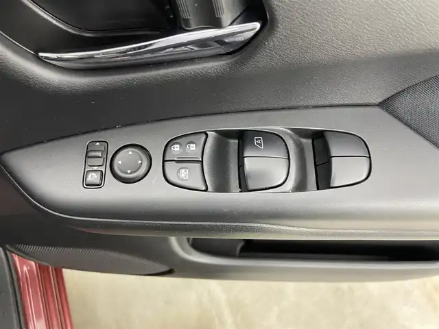 日産 セレナ ハイウェイスター Vセレクション 岡山県 2018(平30)年 7.8万km マルーンレッド 2トーン 純正9インチナビ MM517D-L/地デジ/BT/DVD/CD/HDMI/純正フリップダウンモニター/アラウンドビューモニター/プロパイロット /両側パワースライドドア/LEDヘッドライト/エマージェンシーブレーキ/プッシュスタート /スマートキー/純正フロアマット/オートライト /インテリジェントルームミラー/ビルトインETC/純正16インチアルミホイール/純正ドラレコ /パーキングアシスト/新車保証書/取扱説明書/スペアキー×1