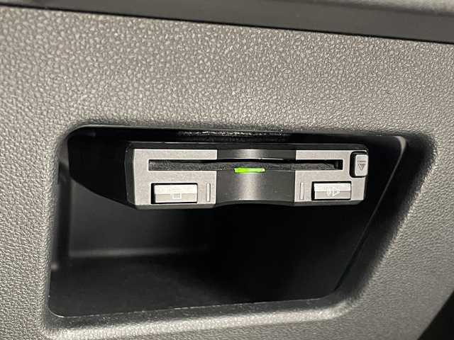 ダイハツ ウェイク G ターボ　レジャーエディション SA Ⅱ 大阪府 2017(平29)年 7.4万km パールホワイトⅢ /オフビートカーキM スマートアシストII/・衝突回避支援ブレーキ機能/・衝突警報機能（対車両・対歩行者）/・誤発進抑制制御機能/・車線逸脱警報機能/・先行車発進お知らせ機能/純正ナビ/バックカメラ/両側パワースライドドア/横滑り防止装置/アイドリングストップ/純正15インチアルミホイール/スマートキー/プッシュスタート/ETC