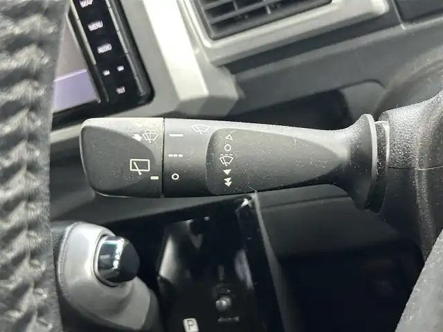 ダイハツ ウェイク G ターボ SA Ⅱ 静岡県 2017(平29)年 7.6万km オフビートカーキM フルセグテレビ/メモリナビ/バックカメラ/プッシュスタート/両側パワースライドドア/ETC/衝突被害軽減システム/オートライト/コーナーセンサー/横滑り防止装置