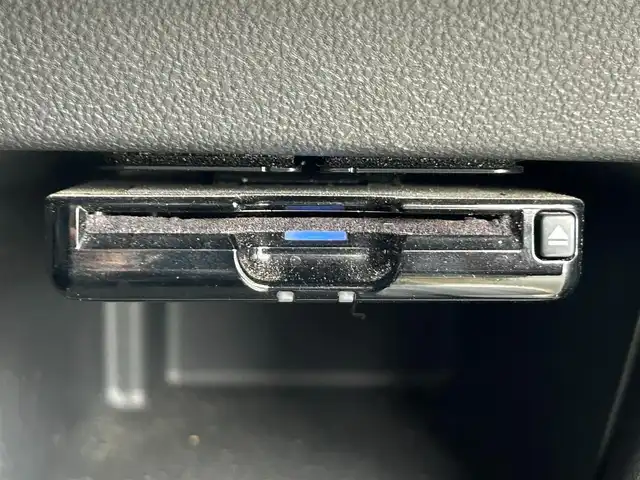 ダイハツ ウェイク G ターボ SA Ⅱ 静岡県 2017(平29)年 7.6万km オフビートカーキM フルセグテレビ/メモリナビ/バックカメラ/プッシュスタート/両側パワースライドドア/ETC/衝突被害軽減システム/オートライト/コーナーセンサー/横滑り防止装置