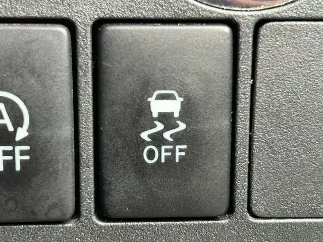 ダイハツ ウェイク G ターボ SA Ⅱ 静岡県 2017(平29)年 7.6万km オフビートカーキM フルセグテレビ/メモリナビ/バックカメラ/プッシュスタート/両側パワースライドドア/ETC/衝突被害軽減システム/オートライト/コーナーセンサー/横滑り防止装置