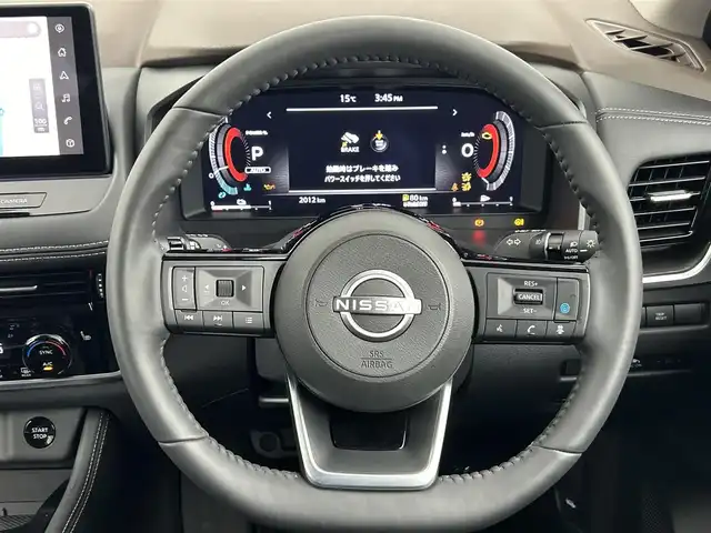 日産 エクストレイル G e－4ORCE 大分県 2024(令6)年 0.2万km ダイヤモンドブラック 純正１２．３インチナビ　/（Bluetooth/フルセグTV/USB端子/CarPlay）　/駐車支援（プロパイロットパーキング）/アラウンドビューモニター　/プロパイロット　/１００Ｖ電源　　/ビルトインETC2.0　/デジタルインナーミラー/LEDライト/電動リアゲード/前席パワーシート/運転席ポジションメモリー/各席シートヒーター/ステアリングヒーター/ステアリングスイッチ/オートブレーキホールド/保証書/スペアキー/純正アルミホイール
