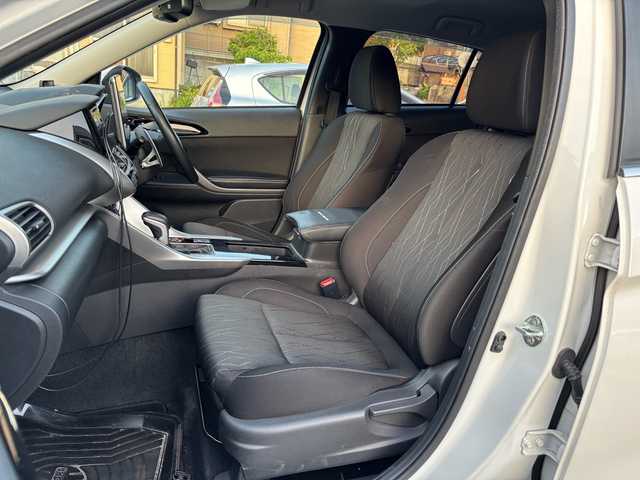 三菱 エクリプス クロス G 福岡県 2019(平31)年 12.1万km シルキーホワイト ALPINE製ナビ（XF11Z）/　CD、DVD、SD、USB、HDMI/フルセグTV/前席シートヒーター/ETC/パドルシフト/クルーズコントロール/衝突軽減ブレーキ/コーナーセンサー/ブラインドスポットモニター/ALPINE製ツイーター/社外レーダー/LEDヘッドライト/フォグランプ/プッシュスタート/スペアキー×1本/保証書/説明書