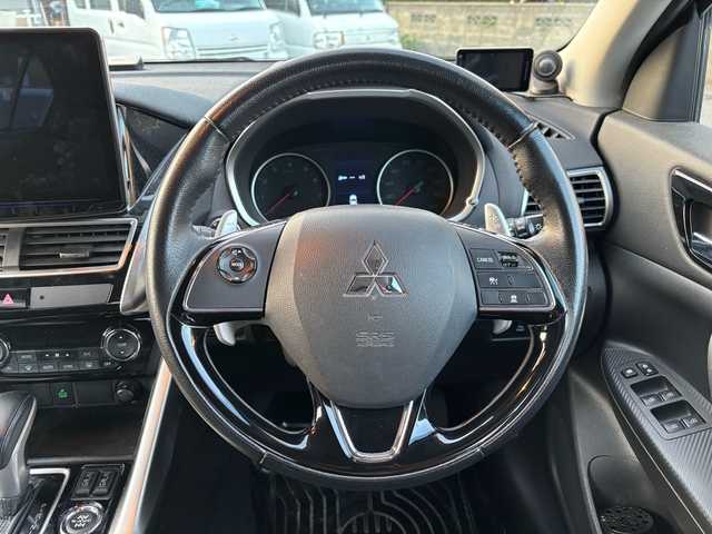 三菱 エクリプス クロス G 福岡県 2019(平31)年 12.1万km シルキーホワイト ALPINE製ナビ（XF11Z）/　CD、DVD、SD、USB、HDMI/フルセグTV/前席シートヒーター/ETC/パドルシフト/クルーズコントロール/衝突軽減ブレーキ/コーナーセンサー/ブラインドスポットモニター/ALPINE製ツイーター/社外レーダー/LEDヘッドライト/フォグランプ/プッシュスタート/スペアキー×1本/保証書/説明書