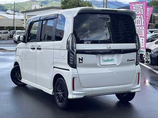 ホンダ Ｎ ＢＯＸ カスタム L スタイル+ブラック 長野県 2022(令4)年 3.3万km プラチナホワイトパール メモリナビ　/フルセグ　/プッシュスタート/両側スライドドア　/バックカメラ　/CD/DVD/USB入力端子/コーナーセンサー　/ＬＥＤヘッドライト　/オートマチックハイビーム/オートライト/ステアリングスイッチ　/シートヒーター　/電動格納ミラー　/アイドリングストップ　/ＥＴＣ　/Ｂｌｕｅｔｏｏｔｈ接続/衝突軽減システム/盗難防止