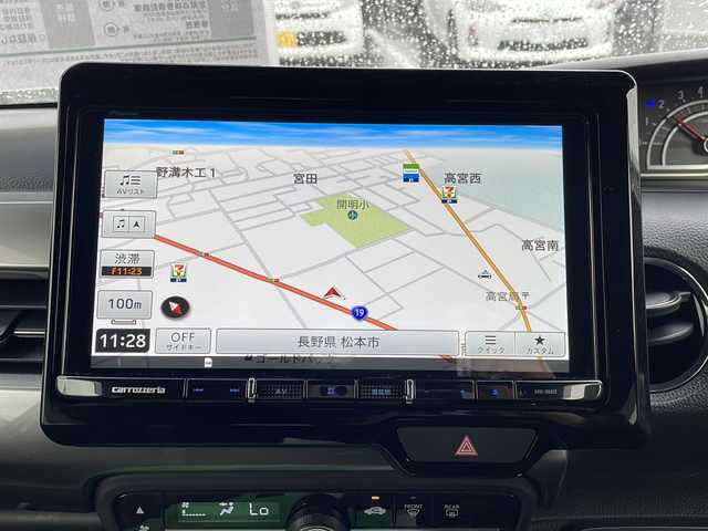 ホンダ Ｎ ＢＯＸ カスタム L スタイル+ブラック 長野県 2022(令4)年 3.3万km プラチナホワイトパール メモリナビ　/フルセグ　/プッシュスタート/両側スライドドア　/バックカメラ　/CD/DVD/USB入力端子/コーナーセンサー　/ＬＥＤヘッドライト　/オートマチックハイビーム/オートライト/ステアリングスイッチ　/シートヒーター　/電動格納ミラー　/アイドリングストップ　/ＥＴＣ　/Ｂｌｕｅｔｏｏｔｈ接続/衝突軽減システム/盗難防止