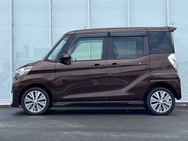 日産 デイズ ルークス ハイウェイスターターボ 神奈川県 2014(平26)年 13.4万km モカブラウンP 純正メモリナビ/CD/SD/FM/AM/USB/ワンセグ/【MM113D-W】/アラウンドビューモニター/両側パワースライドドア/オートライト/HIDヘッドライト/ドアバイザー/フロアマット/プッシュスタート/スマートキー/ETC