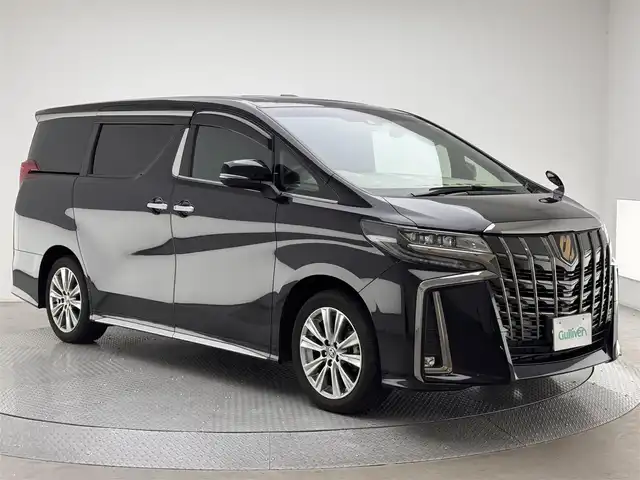 トヨタ アルファード S タイプゴールドⅢ 兵庫県 2023(令5)年 3.2万km ブラック ・純正ディスプレイオーディオ/・バックカメラ/・ビルドインETC/・社外前後ドラレコ/・両側パワスラ/・フルセグTV/・サンルーフ/・衝突軽減ブレーキ/・追従クルーズコントロール/・レーンキープアシスト/・パワーバックドア/・純正アルミホイール/・AC100V電源/・LEDヘッドライト/・フォグランプ/・オートライト/・オートマチックハイビーム/・ハーフレザーシート /・オットマン/・ウォークスルー/・純正フロアマット/・ドアバイザー/・ステアリングスイッチ/・スマートキー/・プッシュスタート