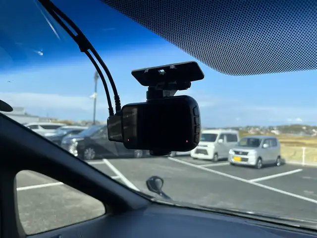 トヨタ アルファード S タイプゴールドⅢ 鳥取県 2023(令5)年 3.2万km ブラック 純正９インチDPオーディオ/フルセグ/BT/Miracast/バックカメラ・ビルトインETC/前後ドライブレコーダー/ツインムーンルーフ/トヨタセーフティセンス/レーンキープアシスト/ブラインドスポットモニター/クリアランスソナー/両側パワースライドドア/パワーバックドア/ハーフレザーシート/ＬＥＤヘットライト/純正18インチアルミホイール/プッシュエンジンスタート/フロアマット・ドアバイザー