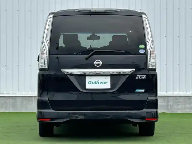 日産 セレナ ハイウェイスター S HV Vセレ 香川県 2015(平27)年 6.8万km ダイヤモンドブラック 登録時走行距離：67581km/純正SDナビゲーション/→CD/DVD再生/バックカメラ/フリップ/ビルトインETC/ステアリングリモコン/クルーズコントロール/両側パワースライドドア/LEDオートライト/フォグランプ/純正16インチアルミホイール/純正フロアマット/スマートキー/スペアキー
