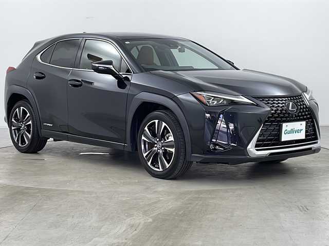 レクサス ＵＸ 250h バージョンL 道央・札幌 2020(令2)年 4.8万km グラファイトブラックガラスフレーク ・4WD/・純正ナビ&CD&DVD&SD&BT&フルセグ&AUX&Miracast/・全方位モニター/・パワーバックドア/・レクサスセーフティプラス/・センタートレース/・プリクラッシュセーフティ/・ブラインドスポットモニター/・ロードサインアシスト/・先行車発進お知らせ/・コーナーセンサー/・レーダークルーズコントロール/・ステアリングヒーター/・前席シートヒーター/・前席ベンチレーション/・前席パワーシート/・運転席メモリーシート/・レザーシート/・ドアミラーヒーター/・置くだけ充電/・ビルトインETC/・ステアリングスイッチ/・三眼LEDヘッドライト/・LEDフォグランプ/・社外ドライブレコーダー/・純正フロアマット/・スマートキー/・純正18インチAW