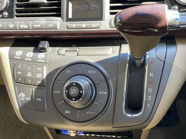 ホンダ エリシオン X 長野県 2006(平18)年 13.2万km ナイトホークブラックパール 純正インターナビ/バックカメラ/両側パワースライドドア/純正16インチアルミ/社外DVD/後席モニター/保証書・取説/スペアキー