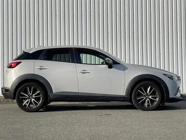 マツダ ＣＸ－３ XD ツーリング 福岡県 2015(平27)年 6.2万km セラミックM ＢＯＳＥサウンド　/純正ナビ　/フルセグＴＶ/CD/DVD/Bluetooth/USB/AUX/AM/FM//SCBS/HUD/BSM/TCS　/パドルシフト　/クルーズコントロール　/ビルドインＥＴＣ　/ハーフレザーシート　/純正１８インチアルミホイール　/ＬＥＤオートライト　/スマートキー／プッシュスタート