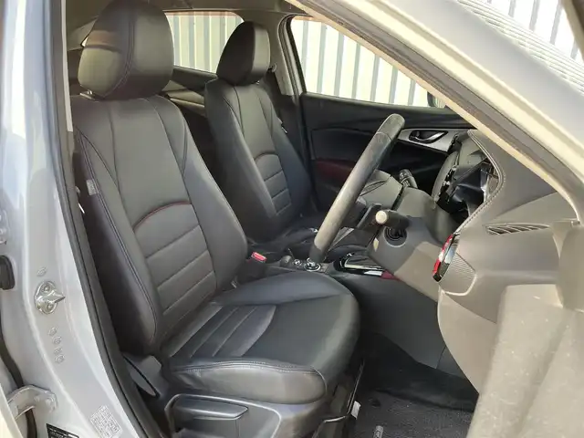 マツダ ＣＸ－３ XD ツーリング 福岡県 2015(平27)年 6.2万km セラミックM ＢＯＳＥサウンド　/純正ナビ　/フルセグＴＶ/CD/DVD/Bluetooth/USB/AUX/AM/FM//SCBS/HUD/BSM/TCS　/パドルシフト　/クルーズコントロール　/ビルドインＥＴＣ　/ハーフレザーシート　/純正１８インチアルミホイール　/ＬＥＤオートライト　/スマートキー／プッシュスタート