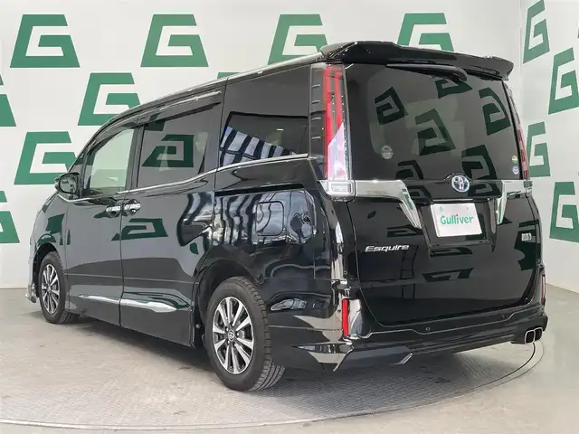 トヨタ エスクァイア ハイブリッド Gi 鹿児島県 2020(令2)年 5.1万km 黒 禁煙車/純正SDナビ【NSZT-Y68T】/ (Bluetooth/フルセグTV)/バックモニター/フリップダウンモニター/両側パワースライドドア/ビルトインETC/モデリスタ/トヨタセーフティセンス