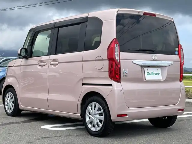 ホンダ Ｎ ＢＯＸ G L ホンダセンシング 佐賀県 2020(令2)年 5.2万km ピーチブロッサムパール 純正8インチメモリーナビゲーション/・フルセグTV/CD/DVD/SD/Bluetooth/バックカメラ/前方ドライブレコーダー/ビルトインETC/両側パワースライドドア/DN席シートヒーター/ISOFIX対応/ステアリングリモコン/純正LEDヘッドライト/オートマチックハイビーム/純正フロアマット/純正ドアバイザ―/取扱説明書/ホンダセンシング/・アダプディブクルーズコントロール/・衝突被害軽減ブレーキ/・先行車発進お知らせ機能/・路外逸脱抑制機能/・標識認識機能