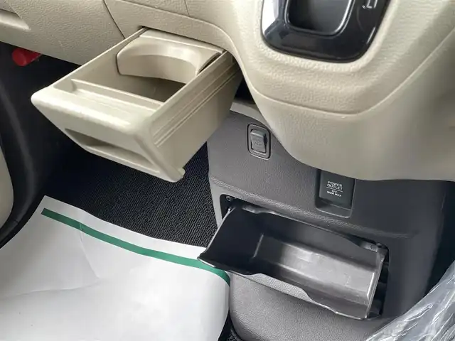 ホンダ Ｎ ＢＯＸ G L ホンダセンシング 佐賀県 2020(令2)年 5.2万km ピーチブロッサムパール 純正8インチメモリーナビゲーション/・フルセグTV/CD/DVD/SD/Bluetooth/バックカメラ/前方ドライブレコーダー/ビルトインETC/両側パワースライドドア/DN席シートヒーター/ISOFIX対応/ステアリングリモコン/純正LEDヘッドライト/オートマチックハイビーム/純正フロアマット/純正ドアバイザ―/取扱説明書/ホンダセンシング/・アダプディブクルーズコントロール/・衝突被害軽減ブレーキ/・先行車発進お知らせ機能/・路外逸脱抑制機能/・標識認識機能