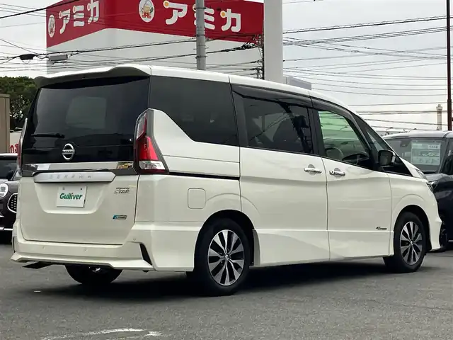 日産 セレナ ハイウェイスター Vセレクション 静岡県 2018(平30)年 3.7万km ブリリアントホワイトパール ALPINE製11インチナビ(CD/DVD/BT/フルセグ)/全方位カメラ/パーキングアシスト/Wオートエアコン/プロパイロット/レーダークルーズコントロール/レーンキープアシスト/ETC/USB入力端子/三列シート/ドライブレコーダー/フロアマット/ウォークスルー/布シート/両側パワースライドドア/純正アルミホイール/社外アルミホイール(スタッドレス)車載/ABS/コーナーセンサー前後/横滑り防止装置/デジタルインナーミラー/ナイトビジョン/オートライト/LEDヘッドライト/W+サイドエアバッグ/衝突軽減システム