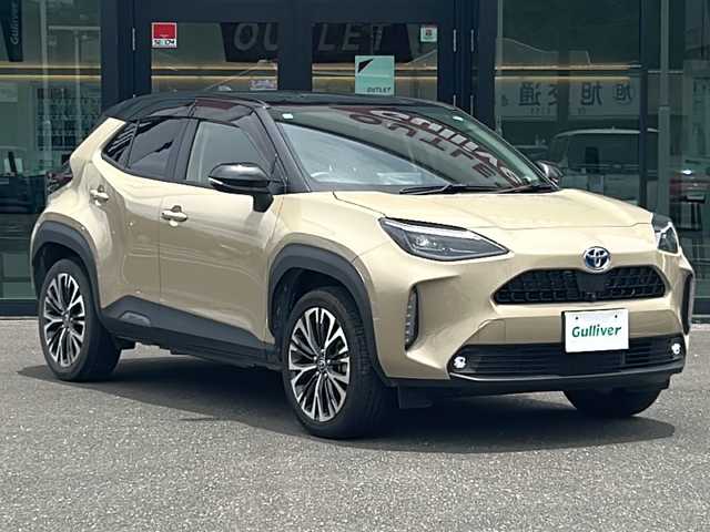 トヨタ ヤリスクロス ハイブリッド Z 鹿児島県 2021(令3)年 4.6万km ブラックマイカ/ベージュ 2トーン ワンオーナー/純正ナビ/Bluetooth/TV/全周囲車外カメラ/ドライブレコーダー/純正アルミホイール/純正フロアマット/純正LEDヘッドライト/４WD/コーナーセンサー/ETC/エンジンスタートボタン/PW/パワーステアリング/アイドリングストップ/ベンチシート/ABS/横滑り防止装置/レーンアシスト