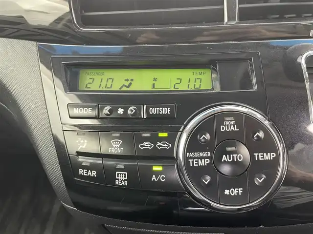 トヨタ エスティマ アエラス プレミアムエディション 富山県 2014(平26)年 5.6万km ホワイトパールクリスタルシャイン 純正ナビ（AM/FM/DVD/BT/フルセグ）/バックカメラ/ドライブレコーダー/ETC/両側パワースライドドア/クルーズコントロール/純正アルミホイール/純正フロアマット/オートキセノンライト/フォグライト/革巻きステアリング/ステアリングスイッチ/スマートキー