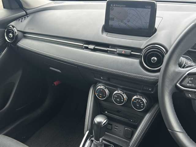 マツダ デミオ XD ツーリング 福岡県 2018(平30)年 7.7万km ソウルレッドクリスタルM 純正ナビ【AM/FM/CD/DVD/Bluetooth】/ヘッドアップディスプレイ/全方位カメラ/ETC/D/N席シートヒーター/AAC/ステアリングスイッチ/クルーズコントロール/横滑り防止装置/盗難防止装置/コーナーセンサー/アイドリングストップ/盗難防止装置/横滑り防止装置/ドアバイザー/純正16インチAW/純正フロアマット