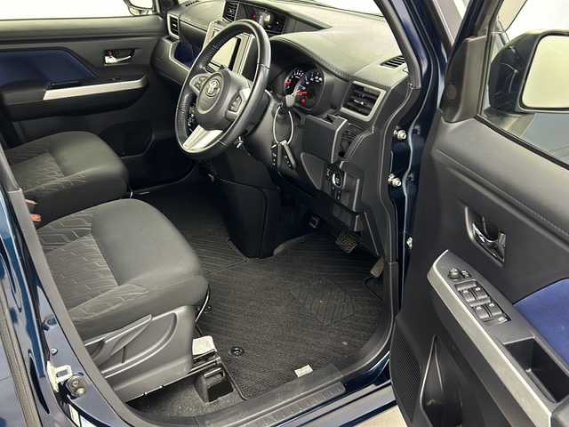 トヨタ タンク カスタムG S 大阪府 2018(平30)年 6.6万km レーザーブルークリスタルシャイン 社外7インチSDナビ【MDV-D407BT】/【AM/FM/CD/DVD/TV/Bluetooth】/バックカメラ/ETC/スマートアシストII/衝突軽減ブレーキ/クルーズコントロール/両側電動パワースライドドア/オートライト/電格ウィンカーミラー/ステアリングスイッチ/D/N席シートヒーター/アイドリングストップ/ISOFIX/純正フロアマット/純正14インチAW/横滑り防止装置/盗難防止装置/スペアキー×1/取扱説明書