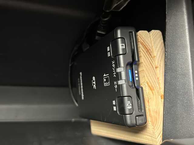 トヨタ タンク カスタムG S 大阪府 2018(平30)年 6.6万km レーザーブルークリスタルシャイン 社外7インチSDナビ【MDV-D407BT】/【AM/FM/CD/DVD/TV/Bluetooth】/バックカメラ/ETC/スマートアシストII/衝突軽減ブレーキ/クルーズコントロール/両側電動パワースライドドア/オートライト/電格ウィンカーミラー/ステアリングスイッチ/D/N席シートヒーター/アイドリングストップ/ISOFIX/純正フロアマット/純正14インチAW/横滑り防止装置/盗難防止装置/スペアキー×1/取扱説明書