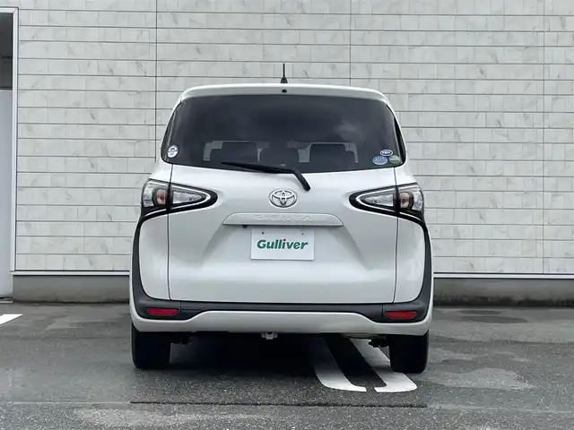 トヨタ シエンタ G 福岡県 2019(令1)年 2.5万km ホワイトパールクリスタルシャイン 社外７型ナビ(FM/AM/BT)バックモニタートヨタセーフティー両側パワスラETCUSBポートプッシュスタートスマートキー