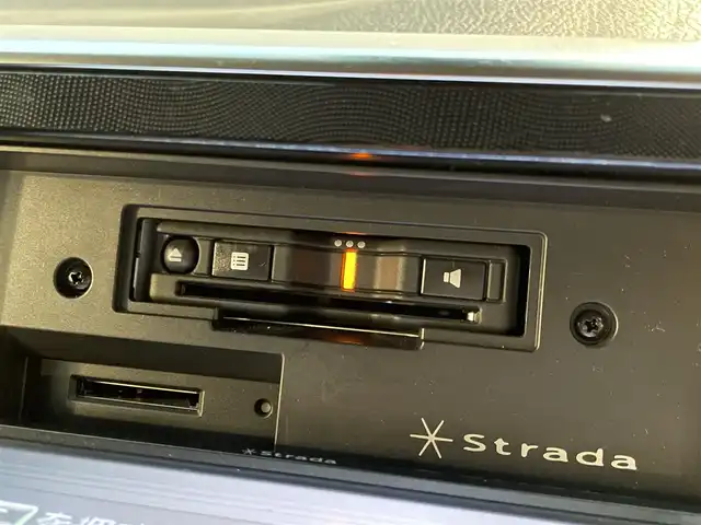 トヨタ シエンタ G 福岡県 2019(令1)年 2.5万km ホワイトパールクリスタルシャイン 社外７型ナビ(FM/AM/BT)バックモニタートヨタセーフティー両側パワスラETCUSBポートプッシュスタートスマートキー