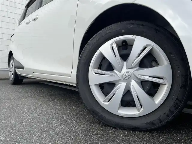 トヨタ シエンタ G 福岡県 2019(令1)年 2.5万km ホワイトパールクリスタルシャイン 社外７型ナビ(FM/AM/BT)バックモニタートヨタセーフティー両側パワスラETCUSBポートプッシュスタートスマートキー