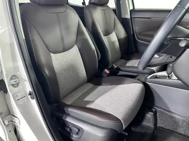 トヨタ ヤリスクロス Z 佐賀県 2020(令2)年 1.2万km ホワイトパールクリスタルシャイン 純正８インチディスプレイオーディオ/フルセグTV/Bluetooth接続/AM/FM/ドライブレコーダー/バックカメラ/追従型クルーズコントロール/衝突被害軽減システム/レーンアシスト/コーナーセンサー/シートヒーター/パワーシート/ハーフレザーシート/ブラインドスポットモニター/LEDヘッドライト/オートブレーキホールド/オートライト/オートマチックハイビーム/純正18インチアルミホイール/フロアマット