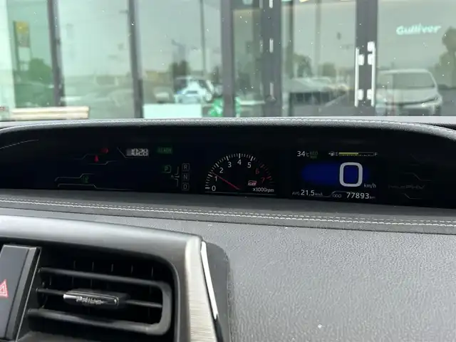 トヨタ プリウス ＰＨＶ S GRスポーツ 奈良県 2018(平30)年 7.8万km ホワイトパールクリスタルシャイン 純正ナビ(フルセグTV/CD/DVD/AM・FM/BT)/バックカメラ/ビルトインETC/ToyotaSafetySense/プリクラッシュセーフティ/クルーズコントロール/シートヒーター(D/N席)/純正18インチアルミホイール/純正フロアマット/充電ケーブル積込