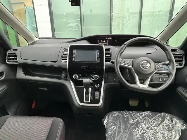 日産 セレナ ハイウェイスター プロパイロットED 香川県 2017(平29)年 5.9万km マルーンレッド 純正ナビ/　フルセグTV、CD、BT/Ｂカメラ/プロパイロット/両側パワースライドドア/前後コーナーセンサー/前後ドラレコ/ＥＴＣ/前席シートヒーター/後席エアコン/オートライト/フォグライト/フロアマット/スマートキー
