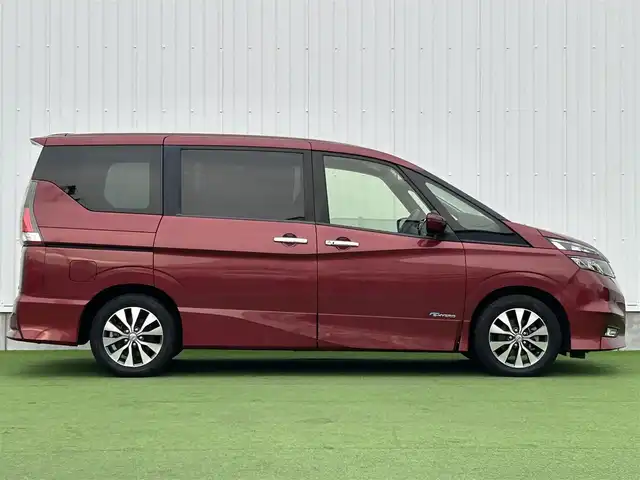 日産 セレナ ハイウェイスター プロパイロットED 香川県 2017(平29)年 5.9万km マルーンレッド 純正ナビ/　フルセグTV、CD、BT/Ｂカメラ/プロパイロット/両側パワースライドドア/前後コーナーセンサー/前後ドラレコ/ＥＴＣ/前席シートヒーター/後席エアコン/オートライト/フォグライト/フロアマット/スマートキー