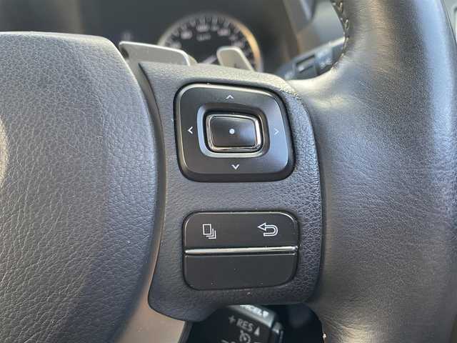 レクサス ＮＸ 200t Iパッケージ 道北・旭川 2014(平26)年 8.2万km プラチナムシルバーメタリック 4WD/純正SDナビ/ CD/DVD/BD/BT/USB/AUX/SD/MSV/フルセグ/サイド・バックカメラ/クルーズコントロール/アイドリングストップ/横滑り防止/クリアランスソナー /オートライト/LEDヘッドライト/フォグライト/オートリトラミラー /オートワイパー/黒革シート/運転席メモリシート/前席パワーシート/前席シートヒーター /ミラーヒーター/ステアリングヒーター/ビルトインETC2.0/前後ドライブレコーダー/純正フロアマット/トノカバー